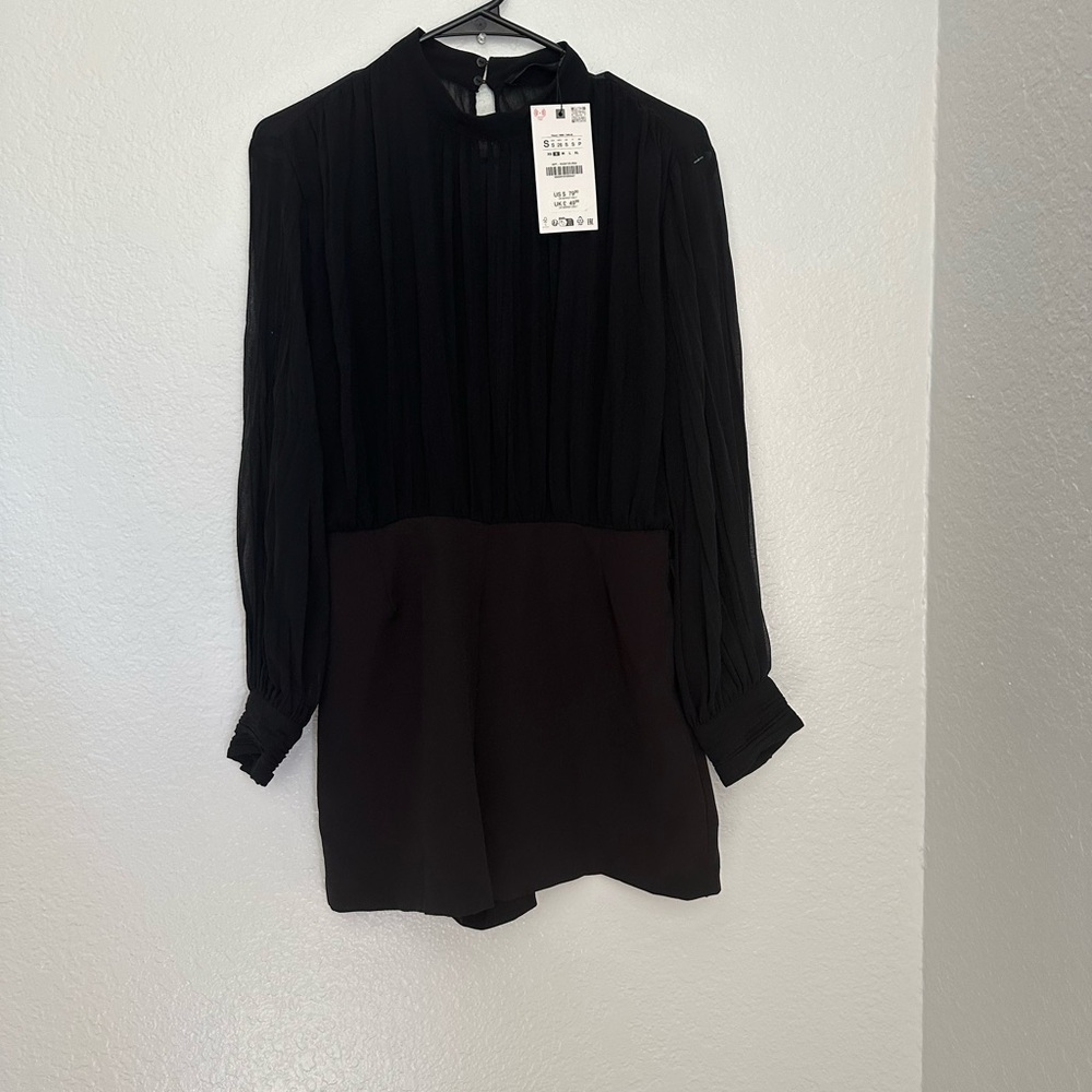 Elegant Black Long-Sleeve Dress